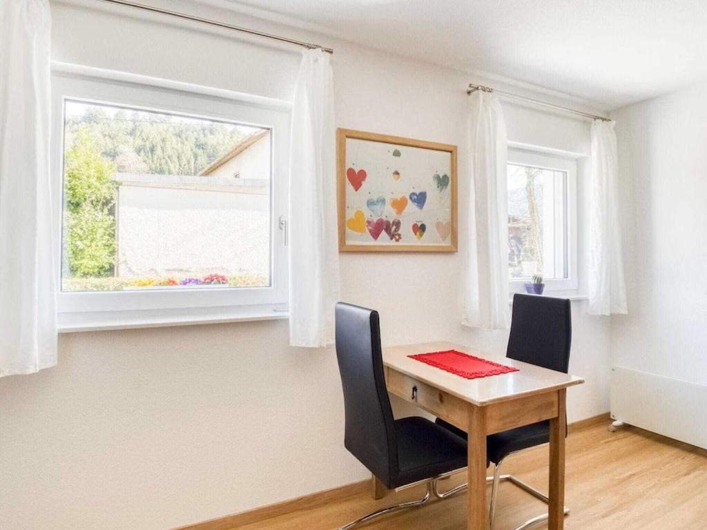 Elegant Appartment Friburgo em Brisgóvia Exterior foto